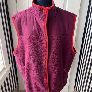 The North Face Women's Magenta Fleece Vest